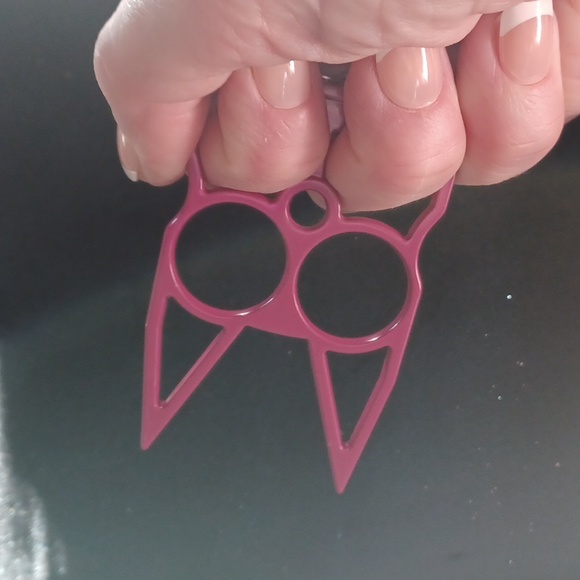 Safety kittypup keychain MAGENTA - Picture 3 of 4